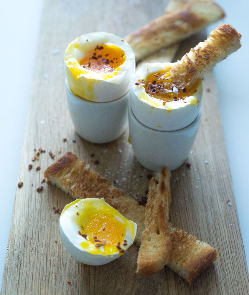 Bløtkokt egg med brødsticks-2